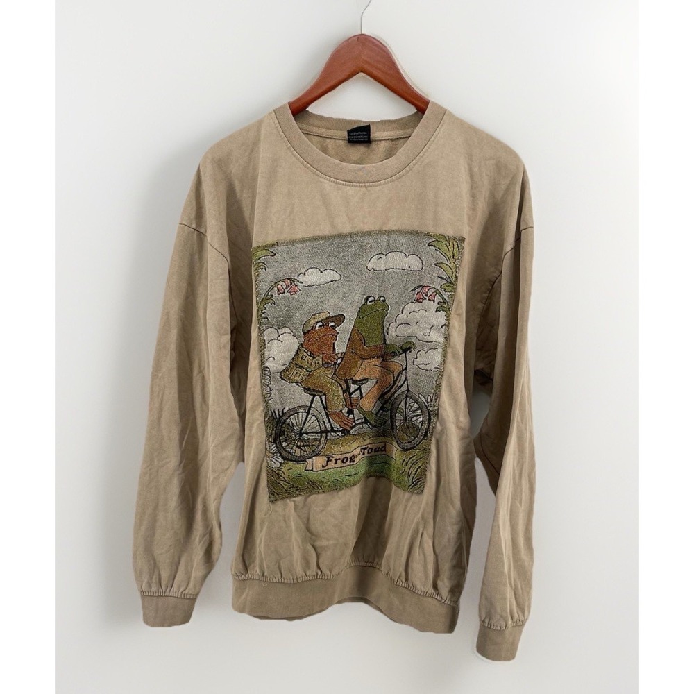 Vintage Frog and Toad Sweatshirt Men L‎ Beige Graphic 1972 Cartoon Crewneck